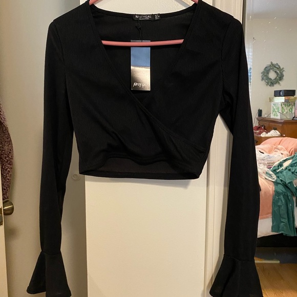 Bundle of Tops - Picture 2 of 8